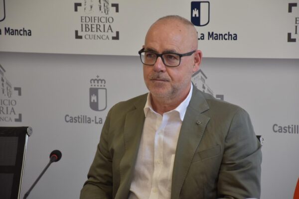 Ante la situación generada por la inactividad del club de Salvamento y socorrismo SVAT en Tarancón, la delegación provincial, creará la Escuela de esta disciplina y se compromete a organizar alguna prueba en Tarancón a la espera del resurgir del club en dos décadas llevó a lo más alto el salvamento deportivo