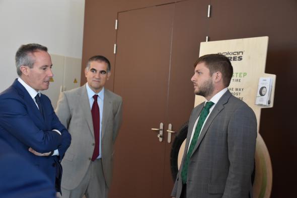 Nacho Hernando destaca en Santa Cruz de la Zarza el impulso industrial del Gobierno regional con más de 150 millones de inversión aprobada este año