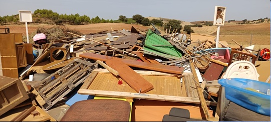 El Grupo Popular de Arcas denuncia el estado de abandono y dejadez en el que se encuentra el Punto Limpio de la localidad