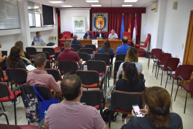 Una quincena de emprendedores del medio rural se forman en el Centro de Empresas de la Diputación gracias a Acción Contra el Hambre y RECAMDER