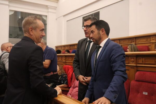 Vox denuncia que Castilla La Mancha se hunde en la pobreza