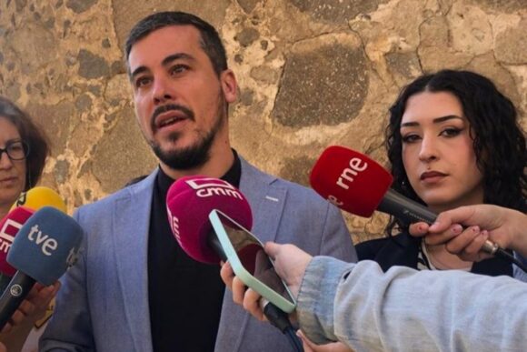 Podemos alerta que “el escándalo puede ser mayor” y pide a la Junta aclarar si inició el diagnóstico de las mujeres que dieron positivo hasta mayo