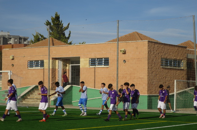 En Alovera (Guadalajara) los juveniles de la EFB Jesus de la Ossa en el Grupo II de Preferente, tiene partido adelantado al viernes por la noche