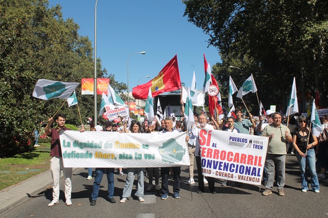 Cuenca y Castilla-La Mancha se unen a las miles de voces que llenaron Madrid para salvar el mundo rural agredido
