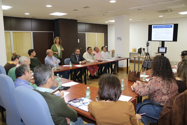 Los asociados de Ceoe Cepyme Cuenca acuden a la jornada sobre vigilancia de la salud en las empresas