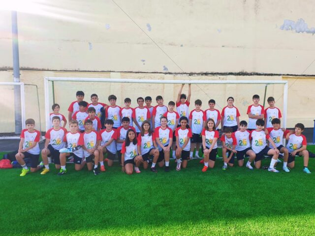 El equipo del Instituto Luisa Sigea, se alzo con el XIV Trofeo Nueva Luz de Futbol Siete, disputado dentro de la programación del 25 aniversario de la Asociación