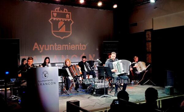 La Hermandad de Jesús Nazareno clausura el 25º aniversario del paso “Jesús Camino del Calvario” con un concierto de la Orquesta de Acordeones Ciudad de Cuenca