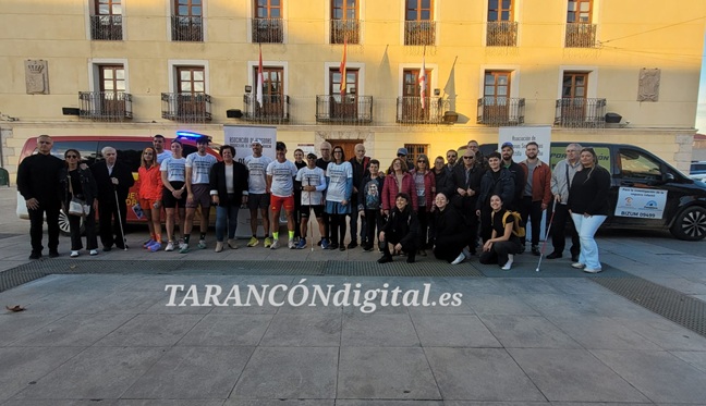 Tarancón recibe al deportista Mario Raúl Martínez Castaño en su reto solidario “Corriendo por la visión”