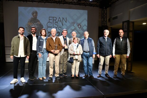 La Asociación Belenista “La Hoguera” entrega los Premios Franciscus 2025 en un emotivo acto en Tarancón