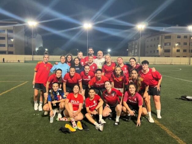 El equipo femenino de la EFB Jesús de la Ossa levanta el telón liguero este fin de semana, en Regional Preferente, con nuevo entrenador