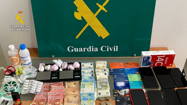 La Guardia Civil detiene a dos personas por tráfico de drogas en la localidad de Bargas (Toledo)