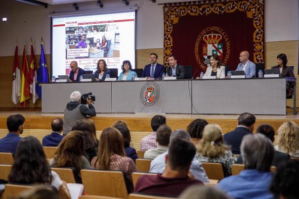El acceso a la Intranet Docente será obligatorio en las próximas semanas a través de Cl@ve, DNIe o Certificado Digital y opcional en EducamosCLM