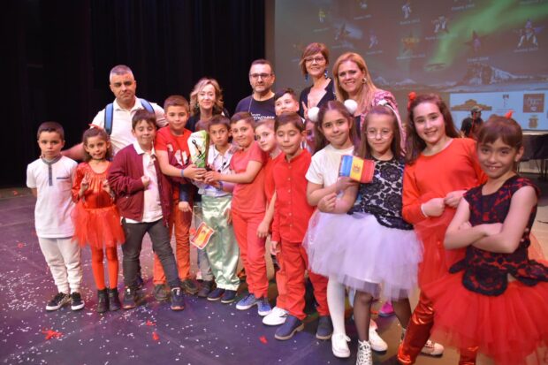 La Diputación destina cerca de 60.000 euros en ayudas para los programas y actividades de las AMPAs de la provincia