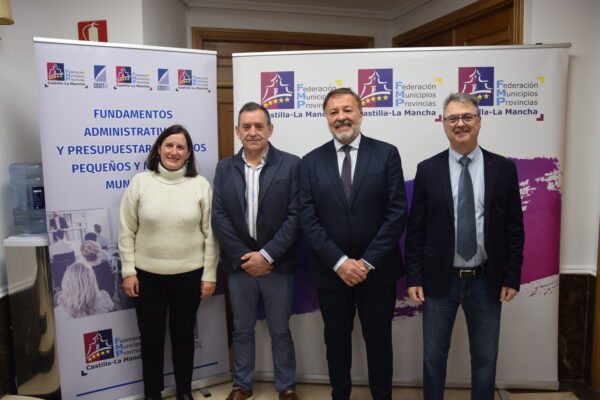 La Diputación apuesta por la formación continua de los secretarios e interventores para mejorar el funcionamiento de los ayuntamientos