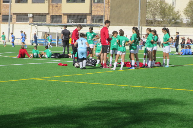 El equipo Juvenil B de la EFB, pierde el encuentro de rivalidad comarcal ante el Santa Cruz Ujaf, territorial Grupo V que lidera el grupo