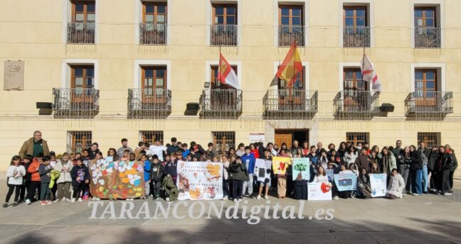 Tarancón celebra el Día Mundial de la Infancia con un acto institucional en el salón de plenos