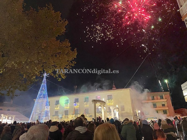 Tarancón da la bienvenida a la Navidad con el encendido oficial de la iluminación