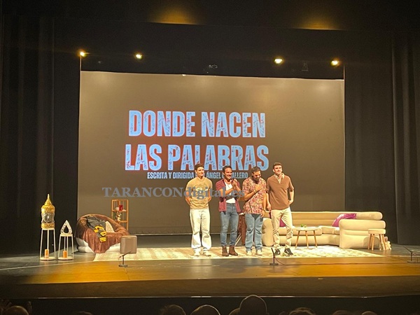 “Donde nacen las palabras» llena de humor y talento el Auditorio Municipal de Tarancón