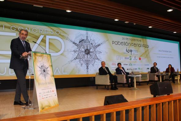 Castilla-La Mancha contará con el primer borrador del proyecto Salud y Sociedad en las próximas semanas