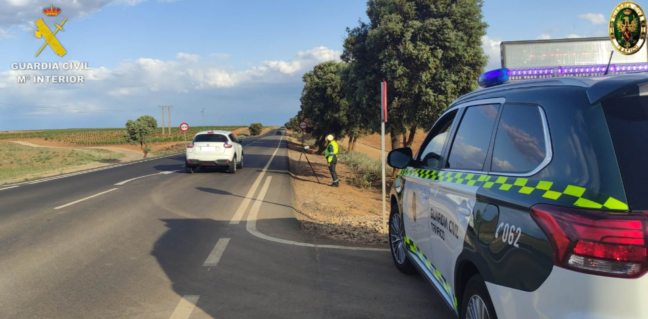 La Guardia Civil investiga a un conductor por circular a 191 km/h por una carretera convencional