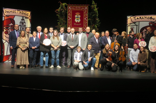 El Ayuntamiento de Tarancón celebra el Dia de la Constitución con los primeros premios Magnos.