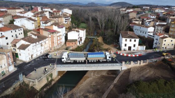 Puesta en servicio del puente de la CM-215 en Landete