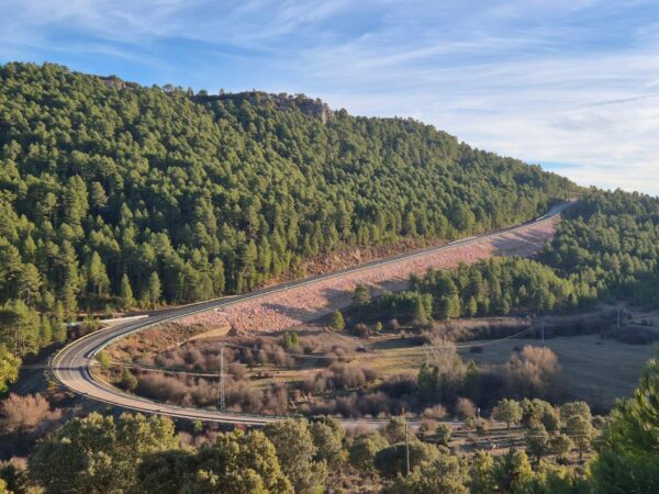 Concluyen las obras de reconstrucción de la CM-2201 en la Serranía Alta de Cuenca y la abre al tráfico