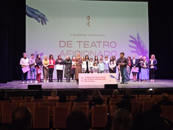 El Auditorio José Luis Perales acogió la gala final de la II Muestra Provincial de Teatro Aficionado impulsado por la Diputación