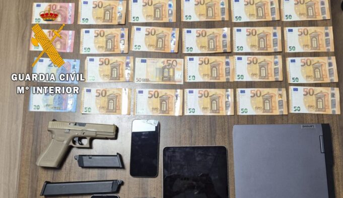 Guardia Civil ha desarticulado un grupo criminal especializado en estafas del “CEO” tras estafar a una empresa navarra