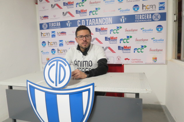 Jorge Cañete tras la victoria ante el Cazalegas “Ha sido una victoria muy trabajada” y considera que el partido ha “tenido tres fases”.