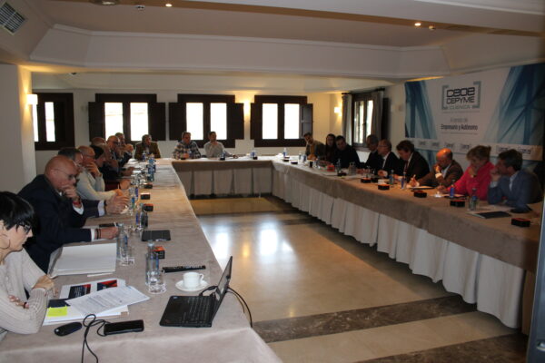 La Junta Directiva de Ceoe Cepyme Cuenca revisa los buenos resultados de sus proyectos durante 2025