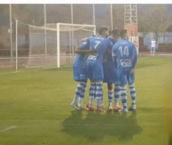 Ante el CF La Solana, defiende el liderato el CD Tarancón, cuya directiva ha iniciado la campaña de abonados para la segunda vuelta de competición con esta segundo partido de la misma