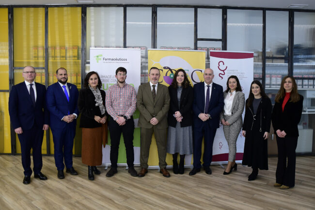 El Colegio de Farmacéuticos de Cuenca inicia una nueva etapa con Juan José Molina al frente