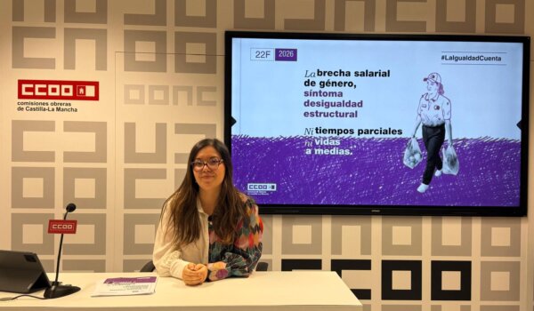 Una mujer de CLM debería cobrar 4.158 euros más al año para igualar su salario al de un hombre