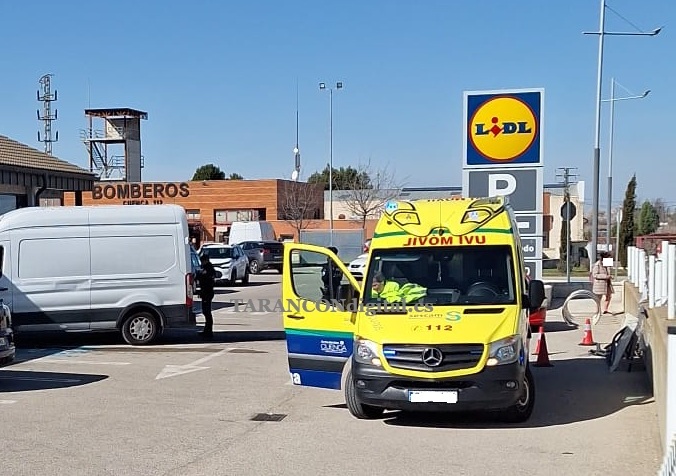 Un herido leve en un aparatoso accidente en la travesía de Tarancón, a la altura del Lidl
