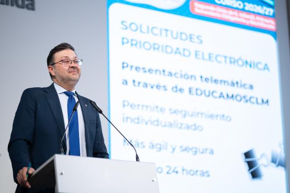 El Gobierno regional ofertará el próximo curso 110.500 plazas, en un proceso cuyo plazo de solicitud será del 23 de febrero al 9 de marzo