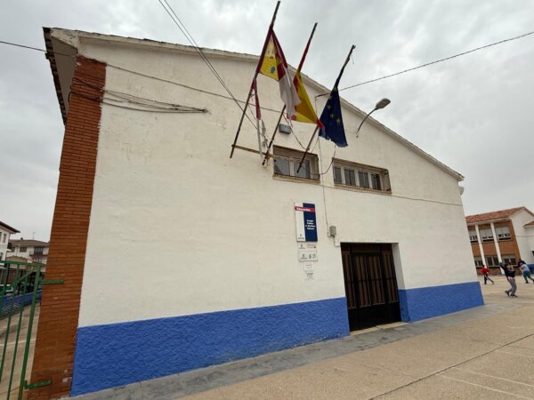 El Gobierno regional solicita al Ayuntamiento de Las Pedroñeras la puesta a disposición de terrenos para la construcción del nuevo colegio