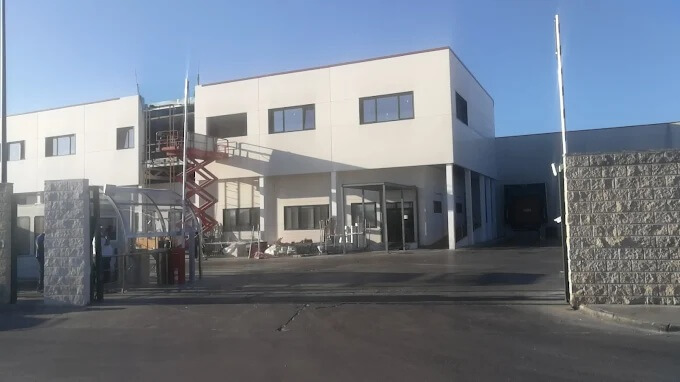 Una trabajadora resulta intoxicada leve por una fuga de amoniaco en una empresa cárnica de Tarancón.