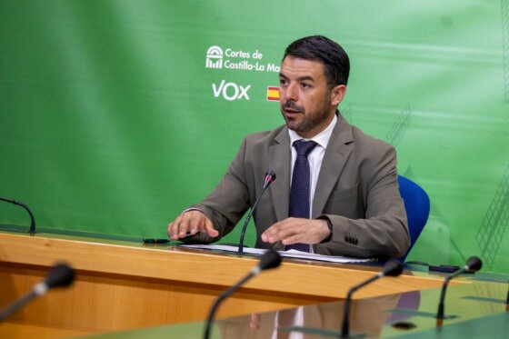 VOX CLM exige reactivar la carrera profesional sanitaria y afea a Page que no cumpla esta promesa desde 2015 