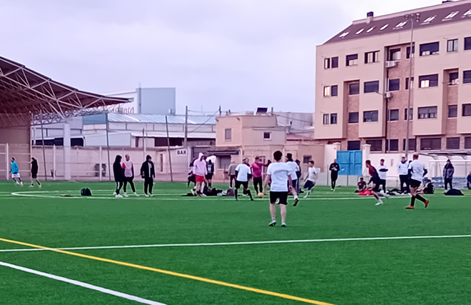 Un jugador de la liga local de Futbol 7 Memorial David Gómez de Tarancón, al marcar 6 goles en un partido, cambia la tabla de goleadores en la décimo segunda jornada
