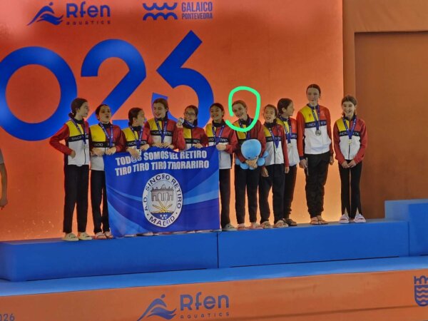 Clara Bernal Gabaldón, nadadora que se inició en la piscina Municipal de Tarancón, subcampeona de España Alevín de Natación Artística con su equipo CD Sincro de Madrid