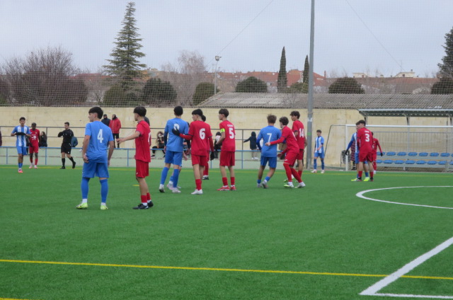 No debe fallar en la liga regional Juvenil Preferente Grupo II el equipo de la EFB Jesús de la Ossa A, que recibe en la matinal del domingo al CF Alovera