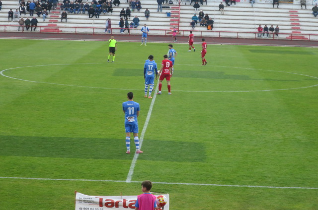 Corta y mínima victoria del CD Tarancón ante un batallador CD Sonseca 2-1, Cuando estaba mas cerca y ocasión hubo para aumentar la diferencia, el equipo toledano puso un final apretado en el Estadio Municipal.