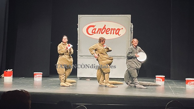El Auditorio Municipal de Tarancón acoge con éxito la comedia teatral Gamberras