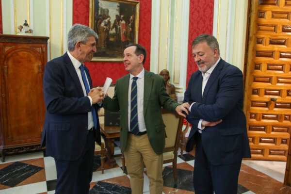 Sabrido destaca la colaboración institucional y la responsabilidad ciudadana para garantizar una Semana Santa segura en Cuenca