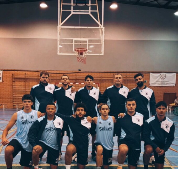 El   CDB Tarancón, juega el partido de ida de octavos de final en Segunda División Autonómica en el Antonio Diaz Miguel de Alcázar de San Juan. La liga U19 y la Regional  Cadete e infantil juegan en casa