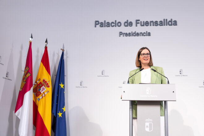 La portavoz del gobierno regional considera que en la región “culmina la reconstrucción” de la sanidad pública con el acuerdo con los sindicatos para recuperar la carrera profesional sanitaria