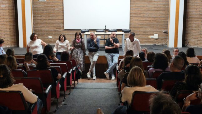 Los trabajadores municipales de Tarancón celebran una Asamblea Informativa ante el bloqueo del Convenio Laboral