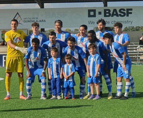 El CD Tarancon, suma y sigue, 0-1 en el m. 87 de penalti (Madalin) da tres justos puntos a los blanquiazules en La Solana