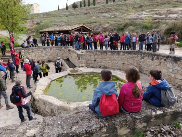 El circuito de senderismo Diputación de Cuenca hace para en Cuevas de Velasco